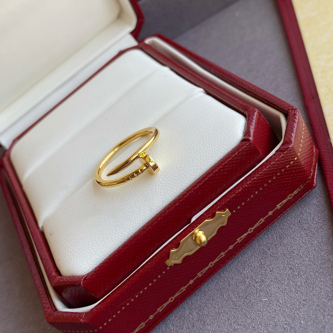 Juste Un Clou Ring
