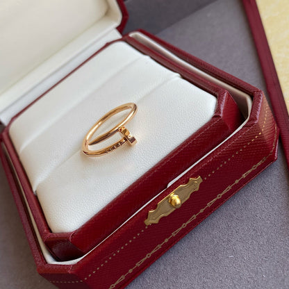 Juste Un Clou Ring